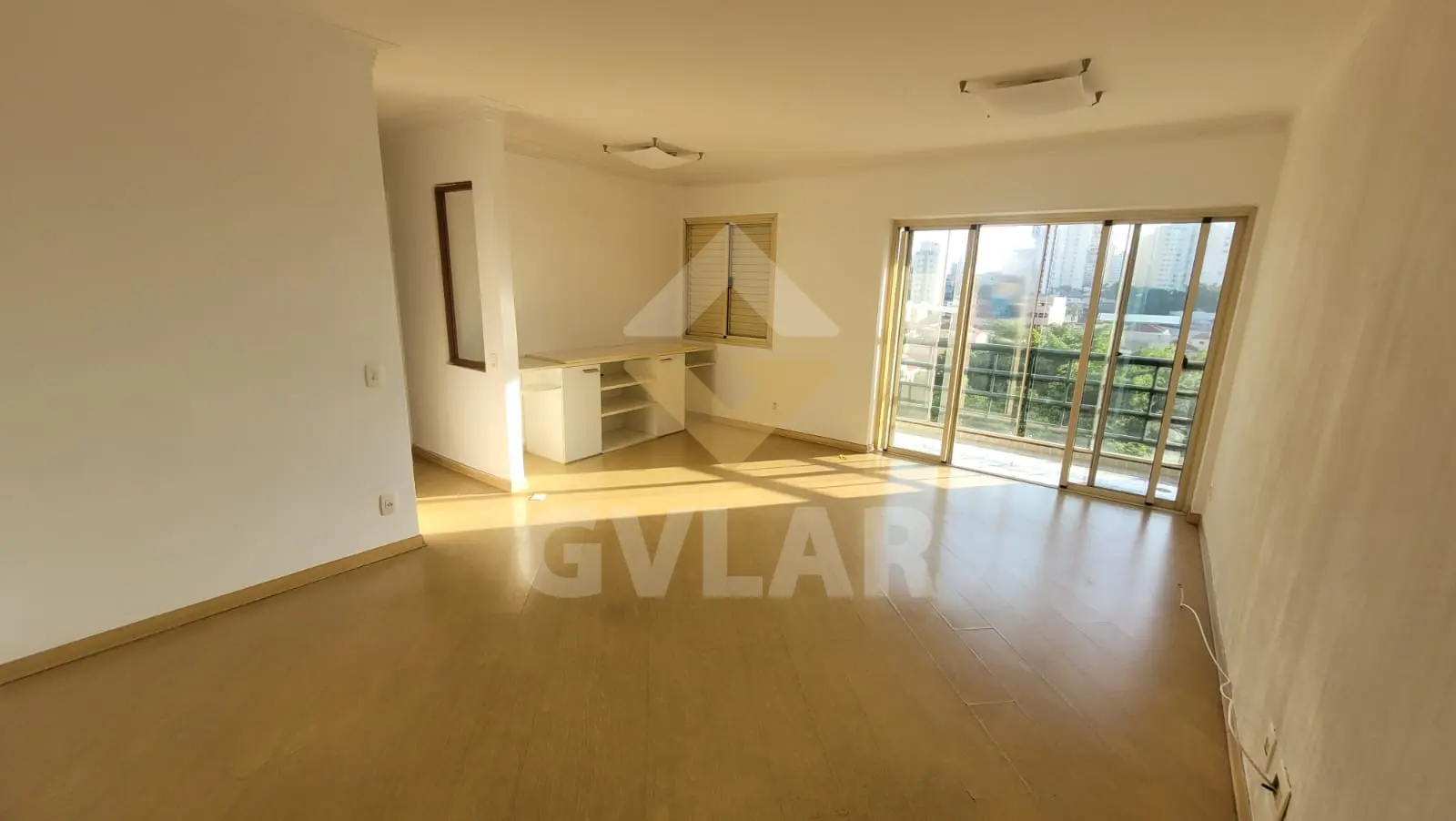 APARTAMENTO NA MOOCA – TODO MOBILIADO